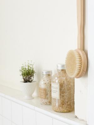 販売されている人目につく看板の導入を